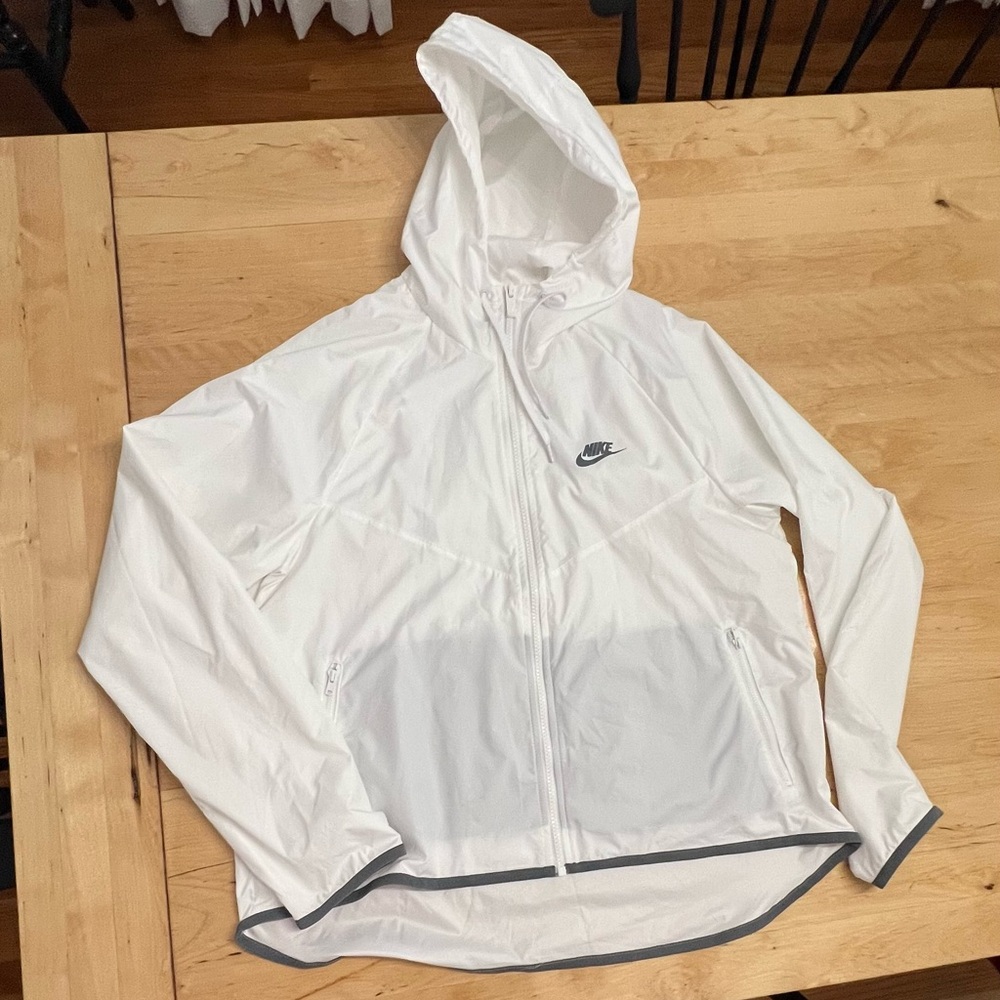 Women’s Nike White Windbreaker